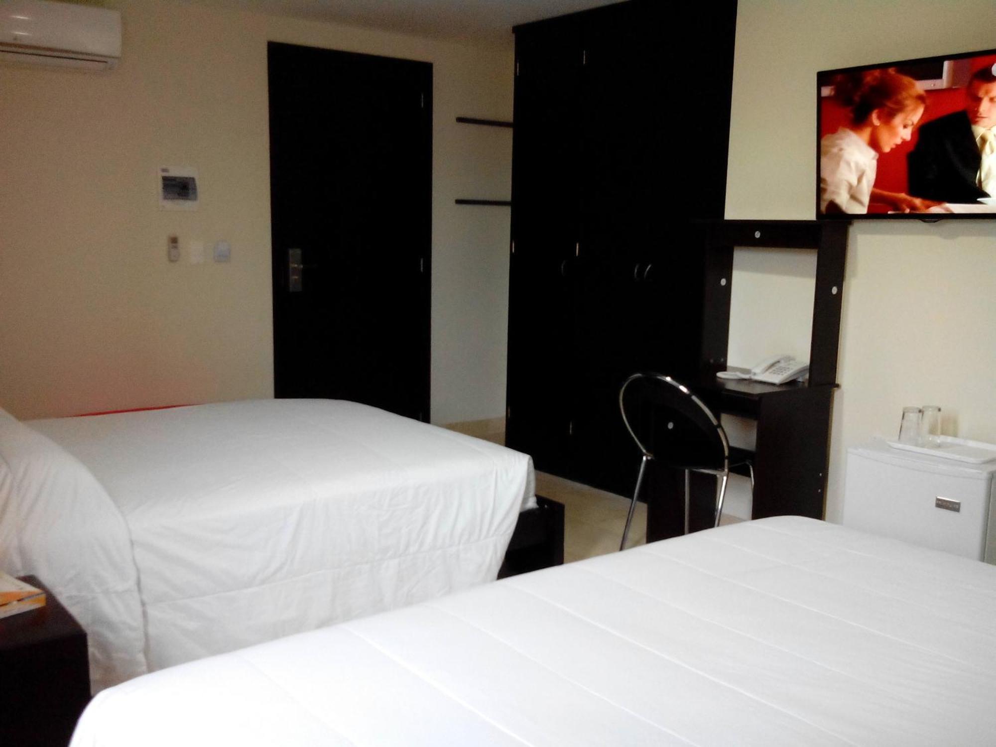 Hotel Suite Continental 巴兰基亚 外观 照片