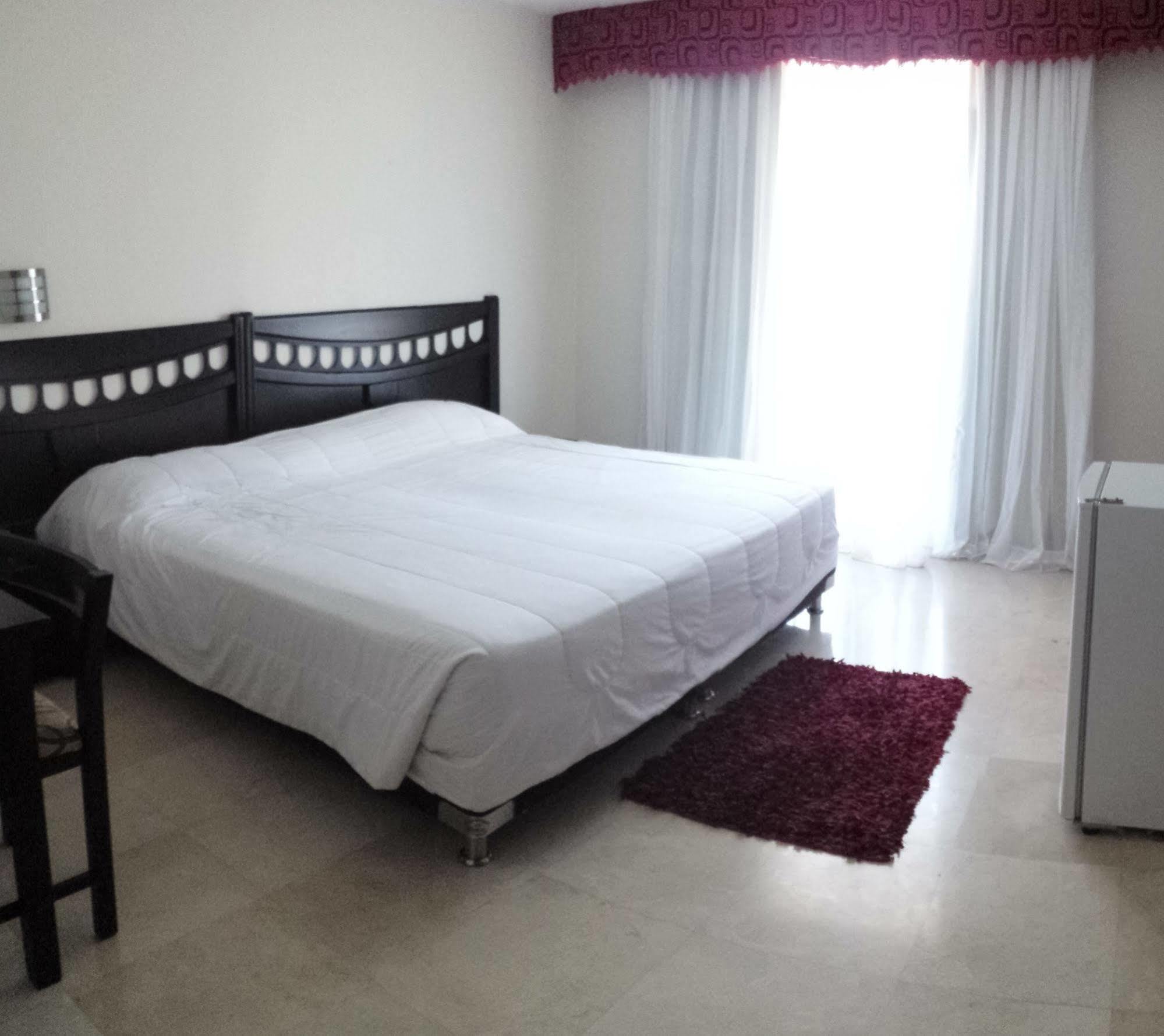 Hotel Suite Continental 巴兰基亚 外观 照片